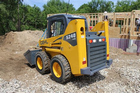 gehl 5240 skid steer specs